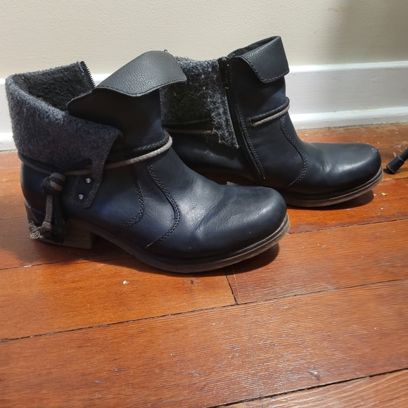 Rieker boots - Picture 3 of 6